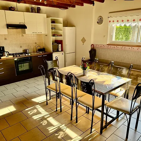 Old Rifles Bustier Farm A - 6 Personnes Semesterbostad